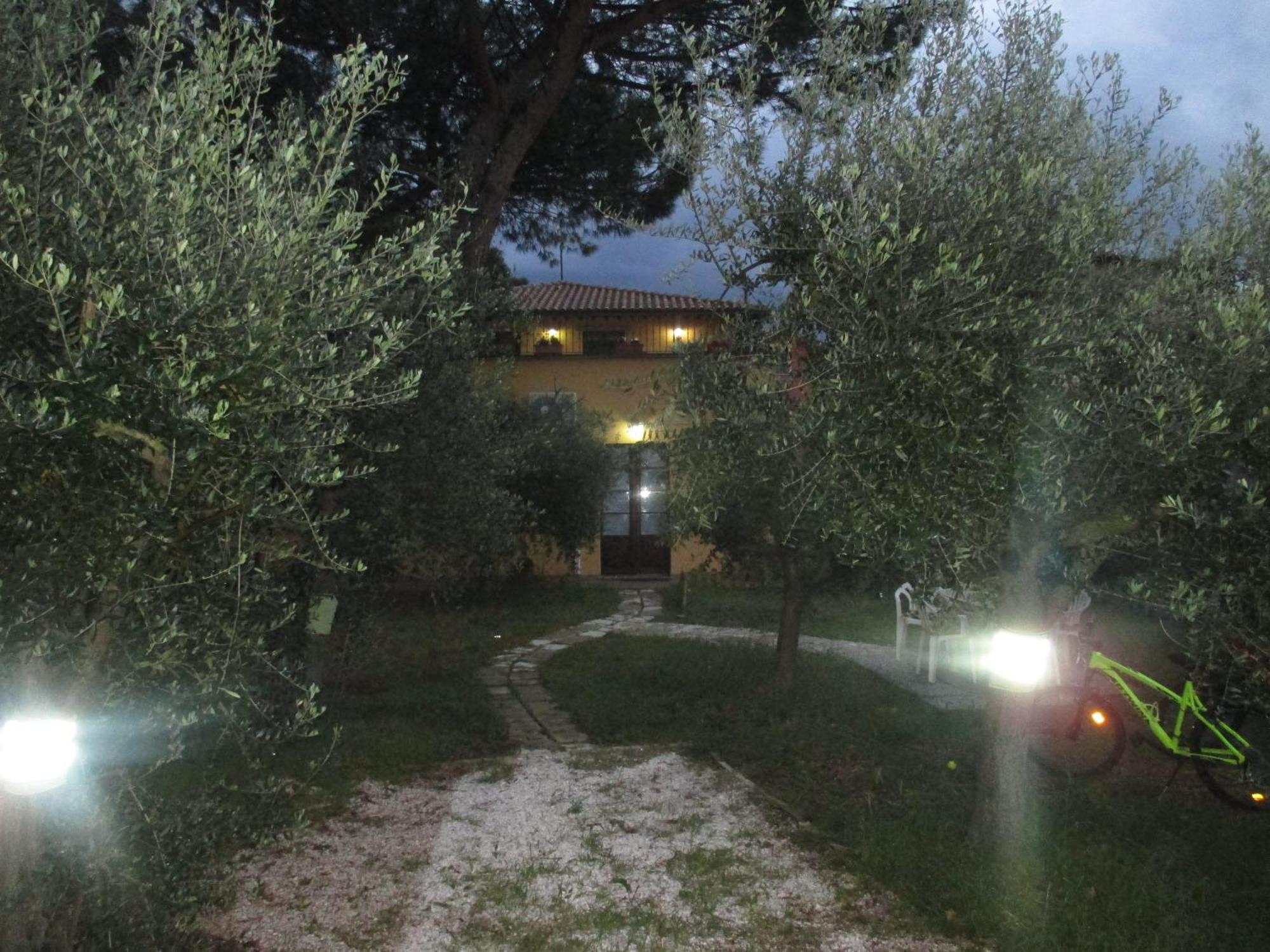 Relais"La Cappuccina" Rooms&Apartments Assisi Luaran gambar
