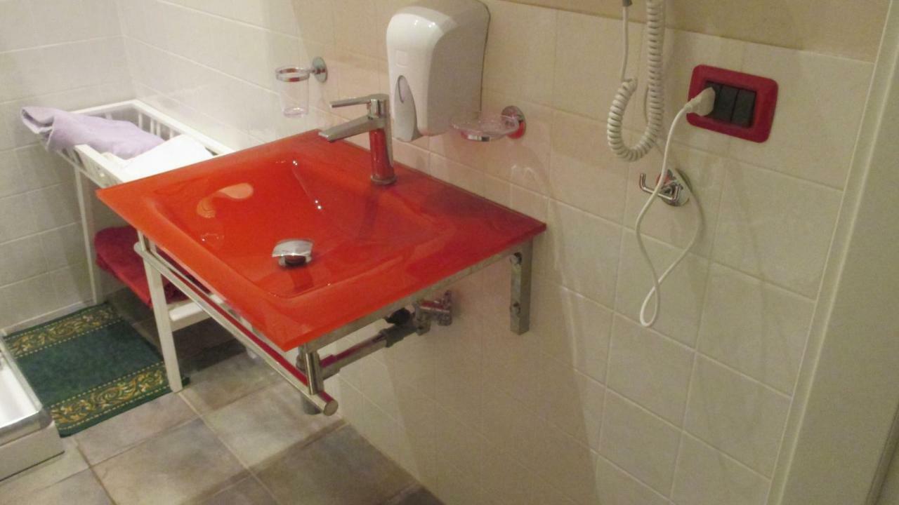 Relais"La Cappuccina" Rooms&Apartments Assisi Luaran gambar